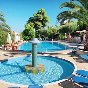 3* Otel Paradise